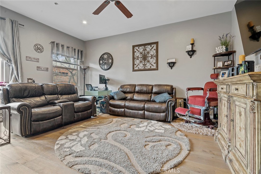 150 S San Fernando Boulevard 107