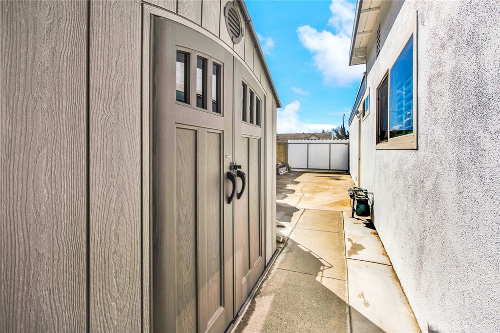 8681 Palos Verdes Avenue