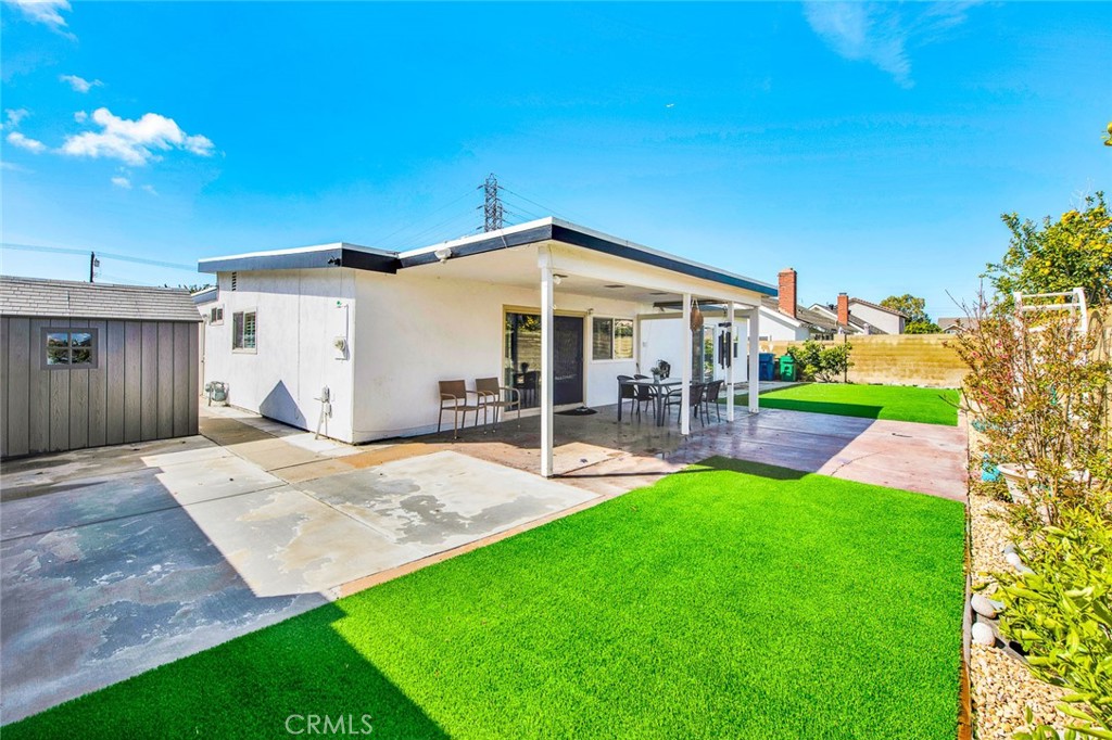 8681 Palos Verdes Avenue