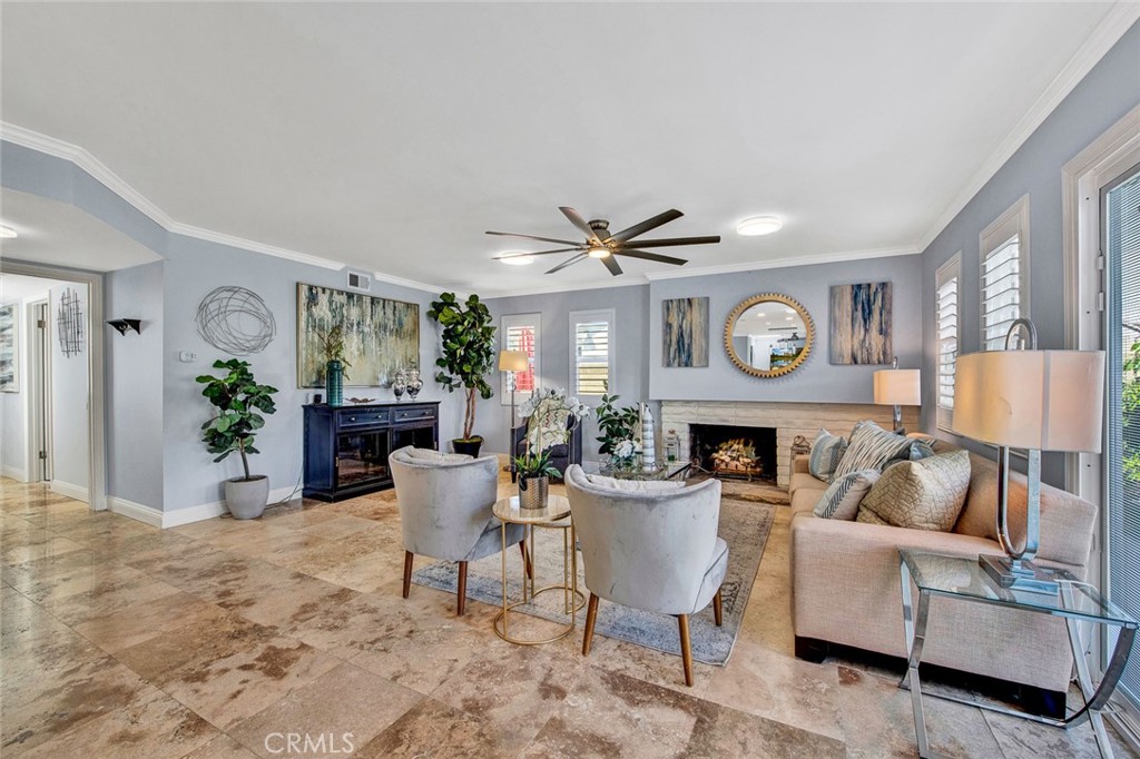 8681 Palos Verdes Avenue