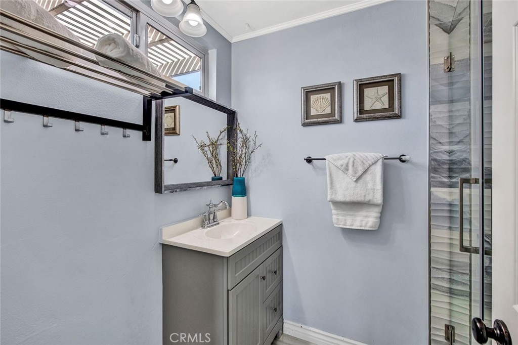 8681 Palos Verdes Avenue