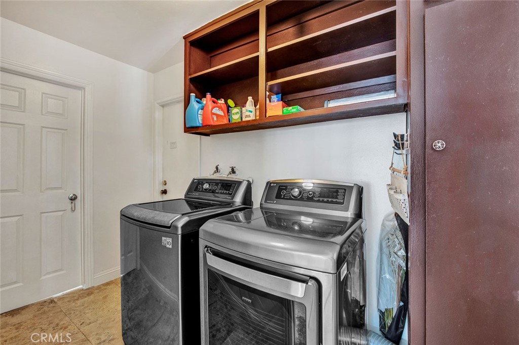 8681 Palos Verdes Avenue