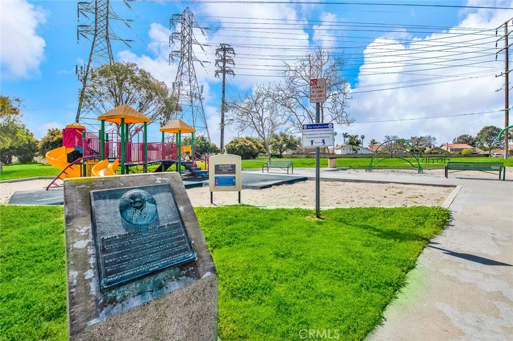 8681 Palos Verdes Avenue