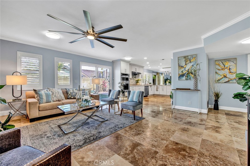 8681 Palos Verdes Avenue