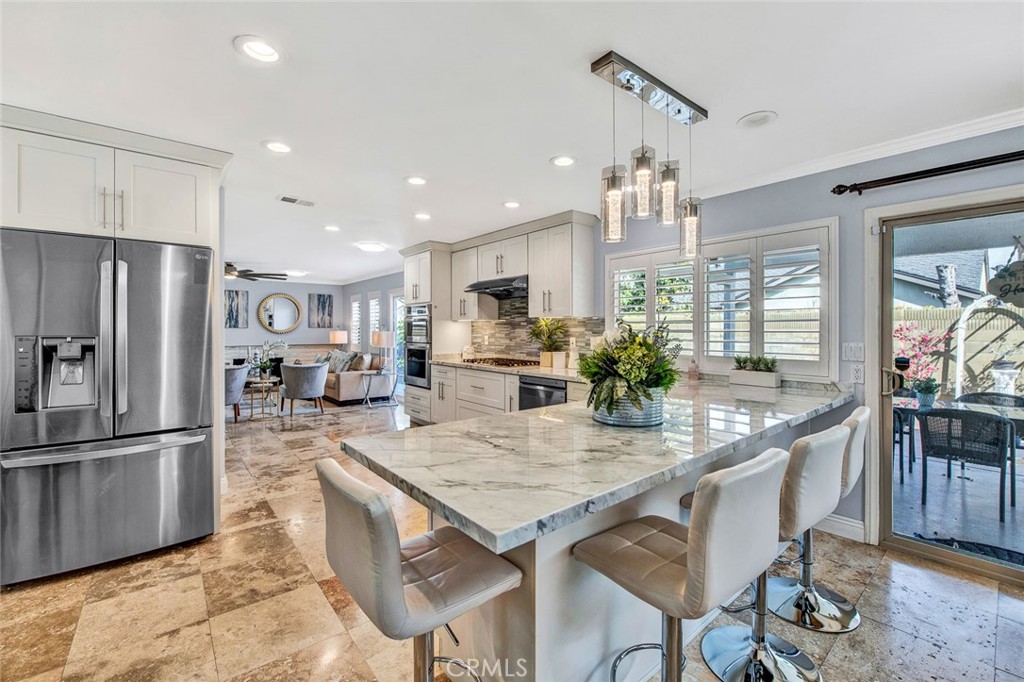 8681 Palos Verdes Avenue