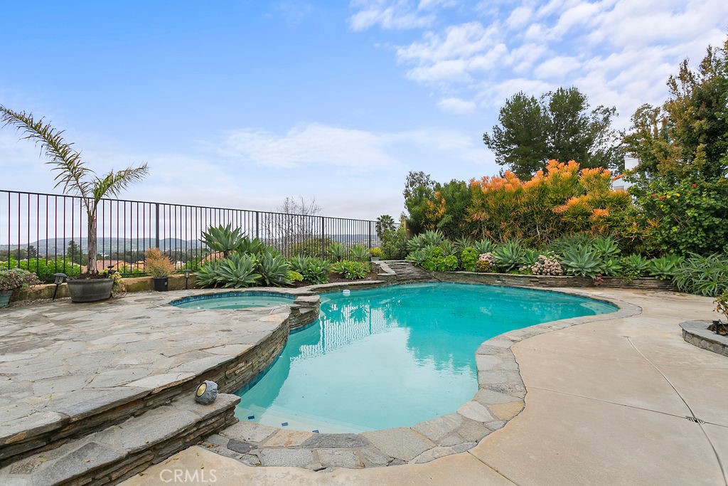 24622 Mendocino Court