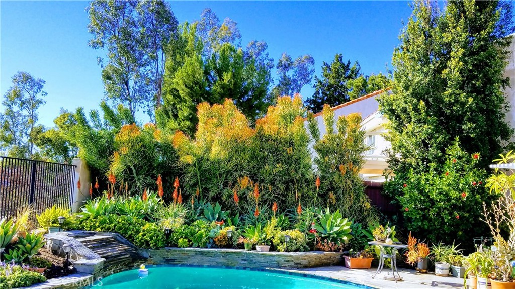 24622 Mendocino Court