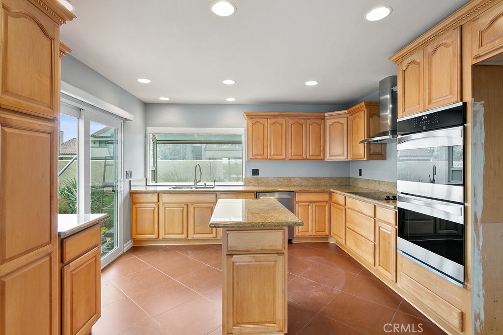 24622 Mendocino Court