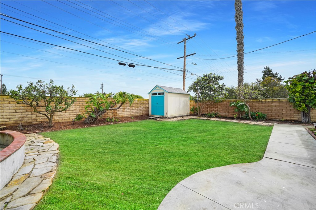 17304 Santa Maria Street