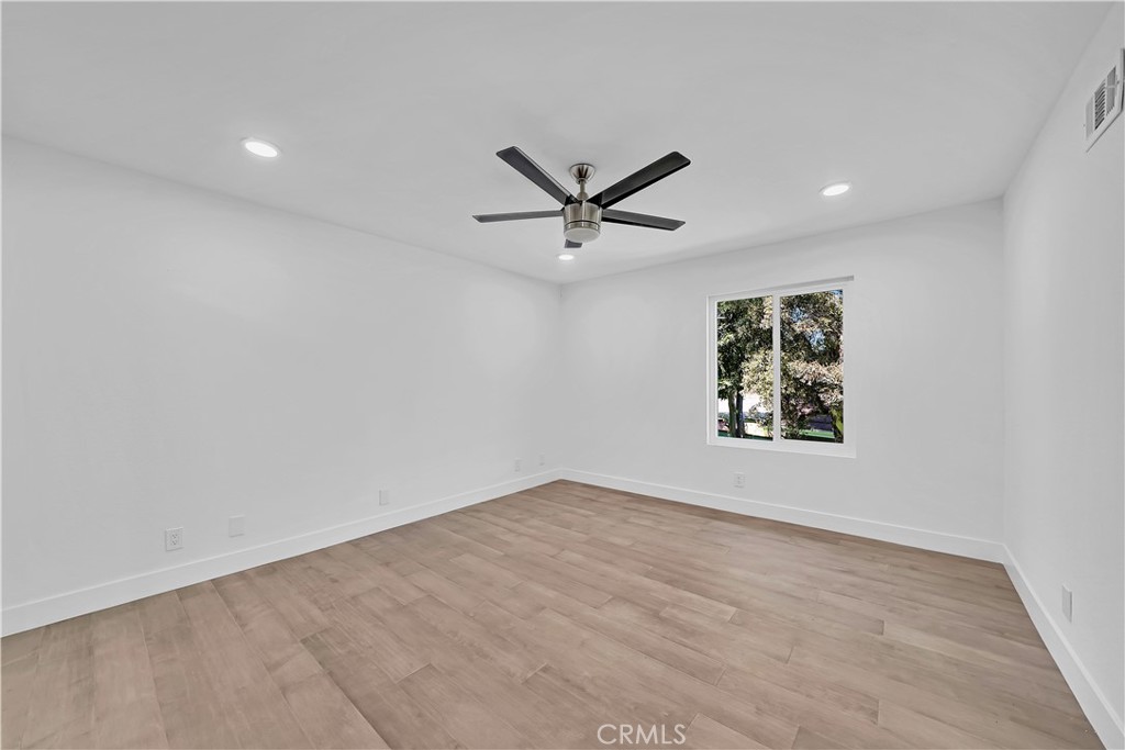 3489 Windsor Court