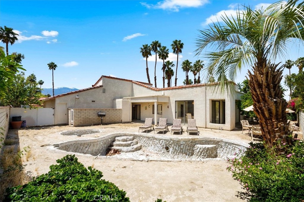 68 Sierra Madre Way