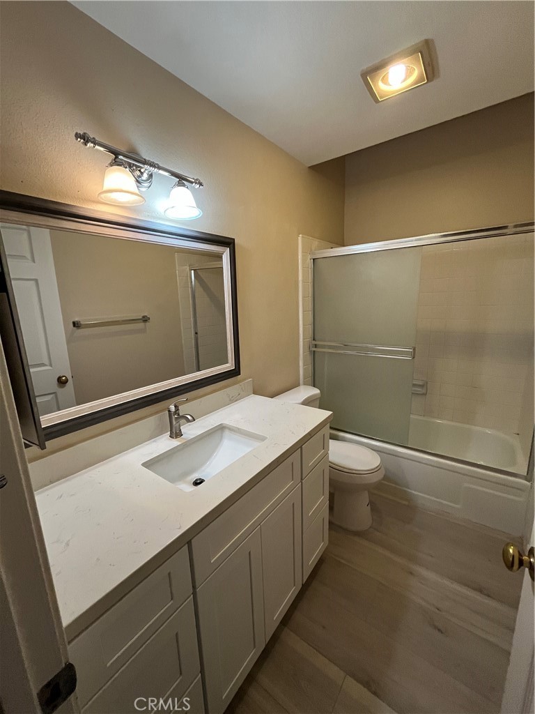 27 Dartmouth 26