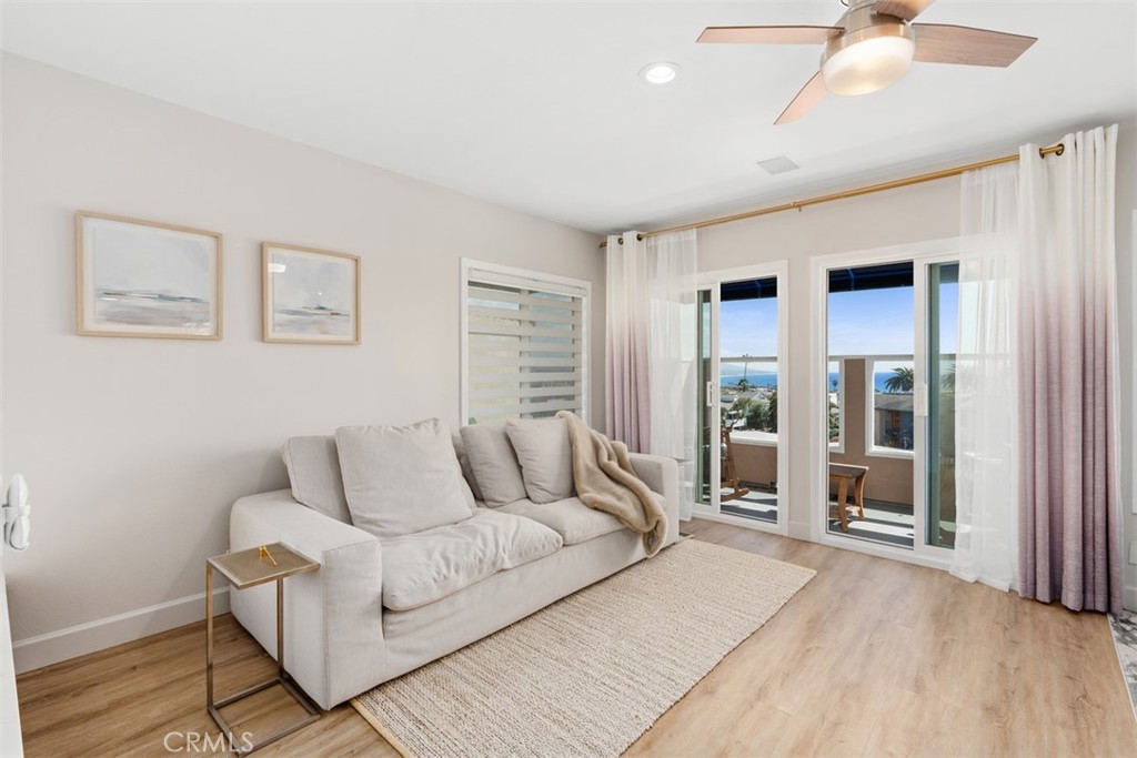 24372 Vista Point Lane