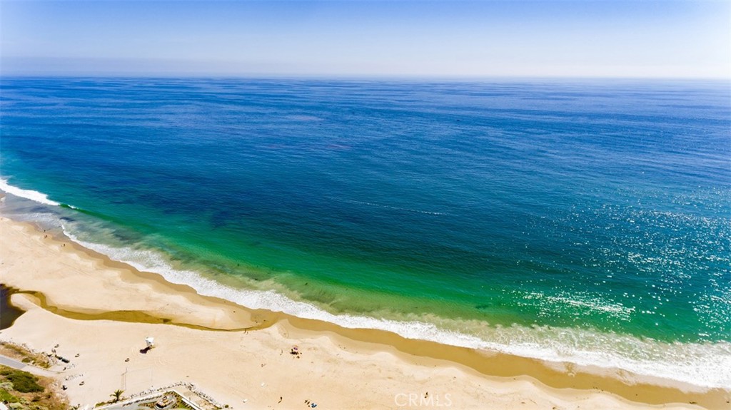 24372 Vista Point Lane