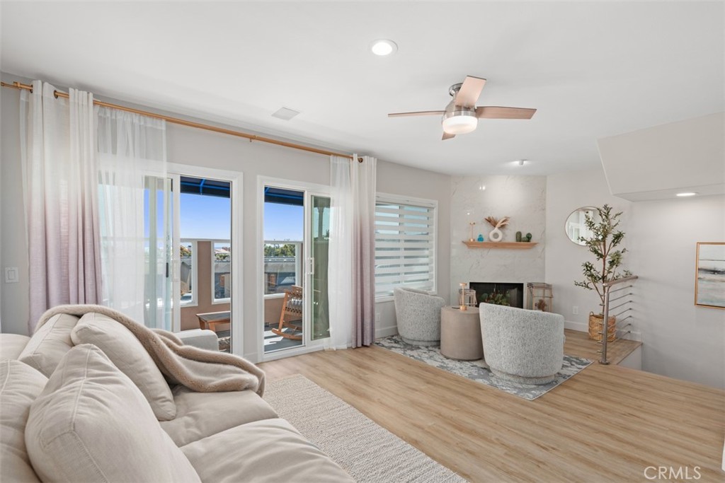 24372 Vista Point Lane