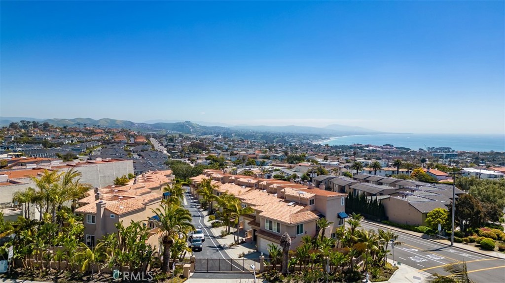 24372 Vista Point Lane