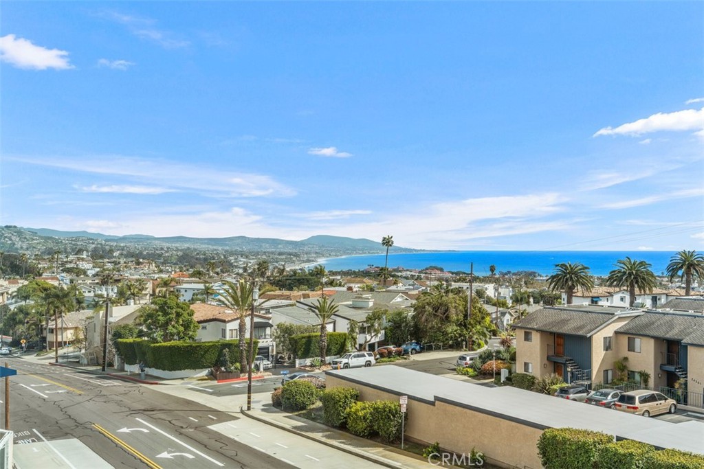 24372 Vista Point Lane