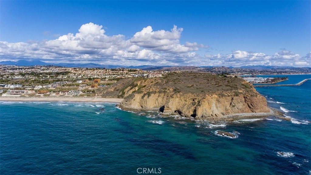 24372 Vista Point Lane