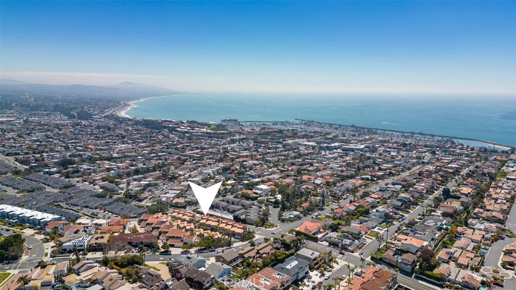 24372 Vista Point Lane