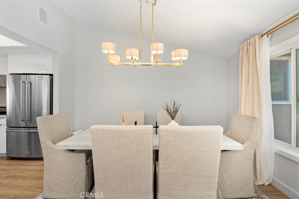 24372 Vista Point Lane