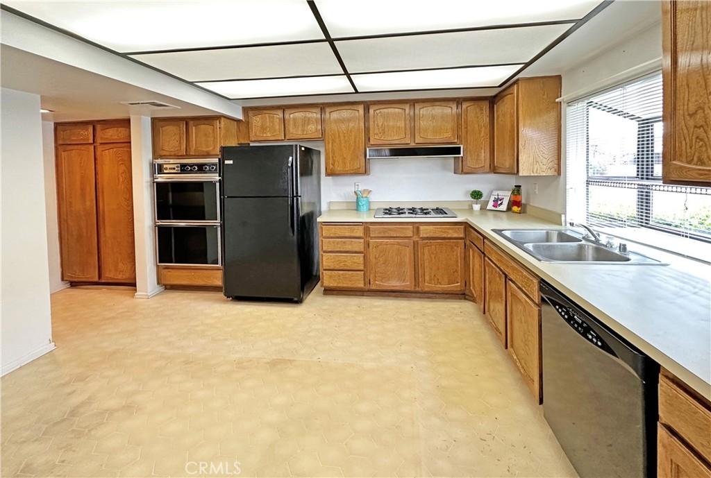 8098 Catherine Avenue 24