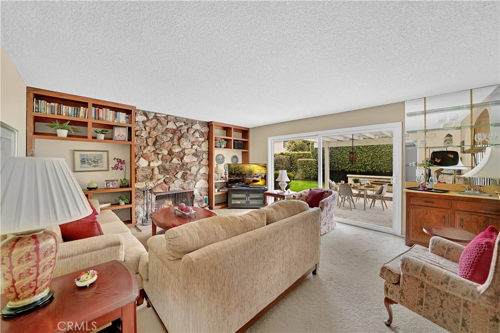 8732 Cliffside Drive