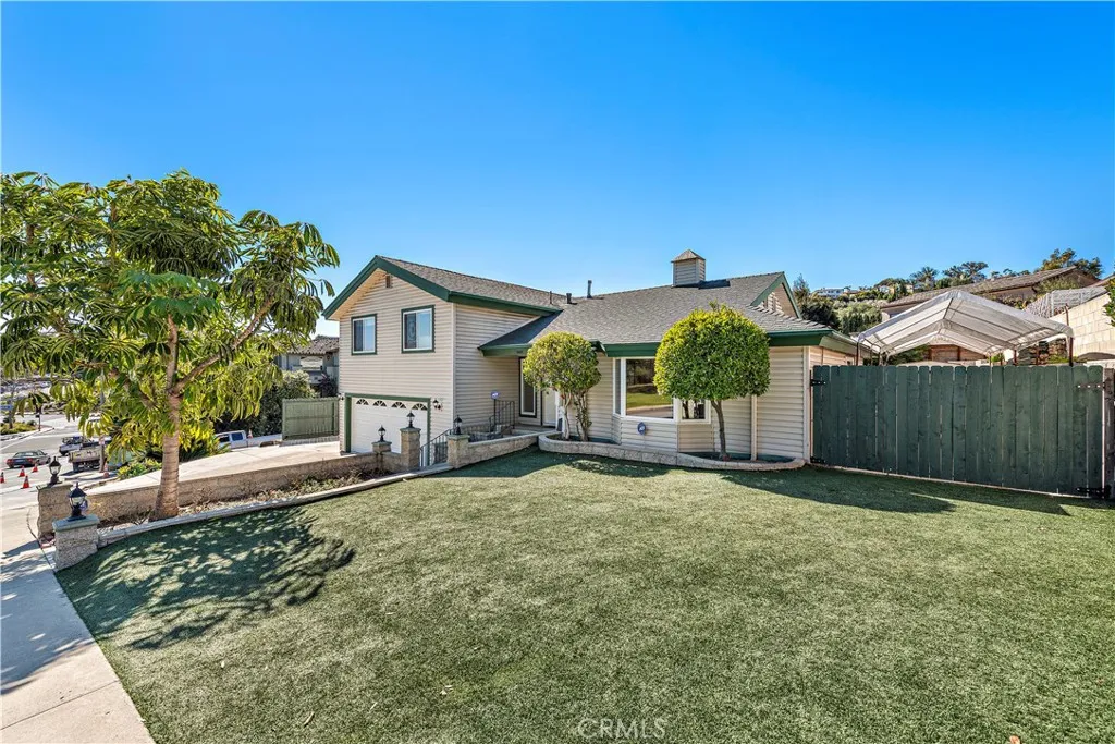 33421 Ocean Hill Drive