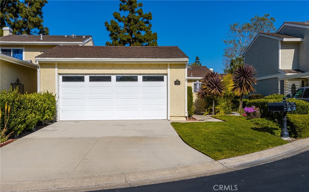 33106 Tradewind Court