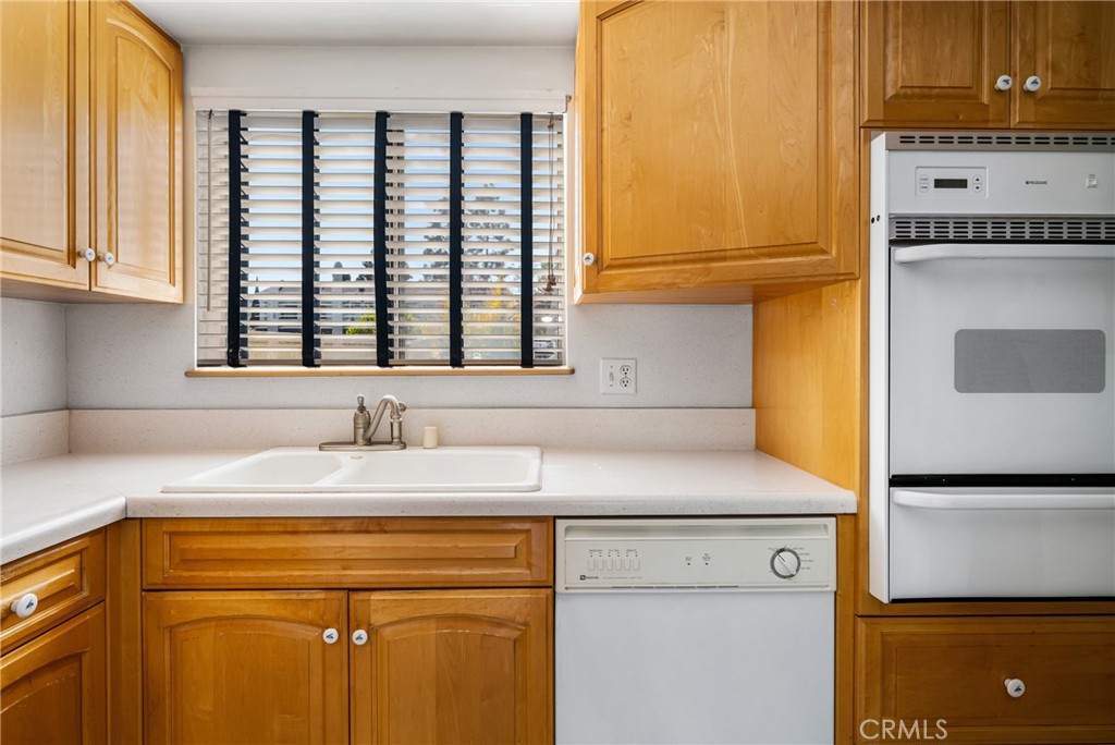 33106 Tradewind Court