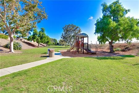 33106 Tradewind Court