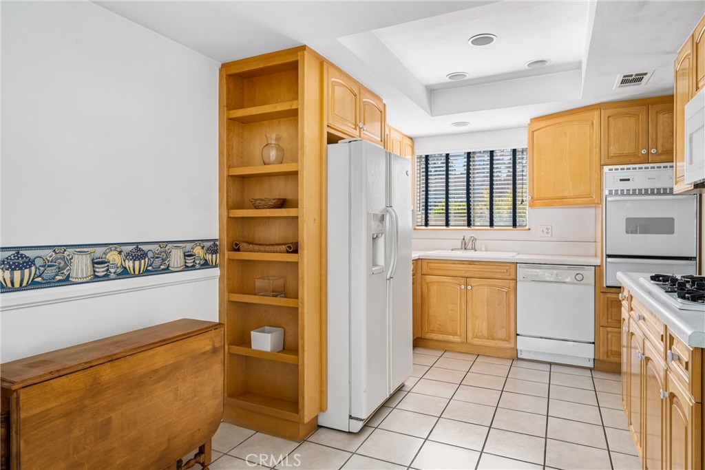 33106 Tradewind Court