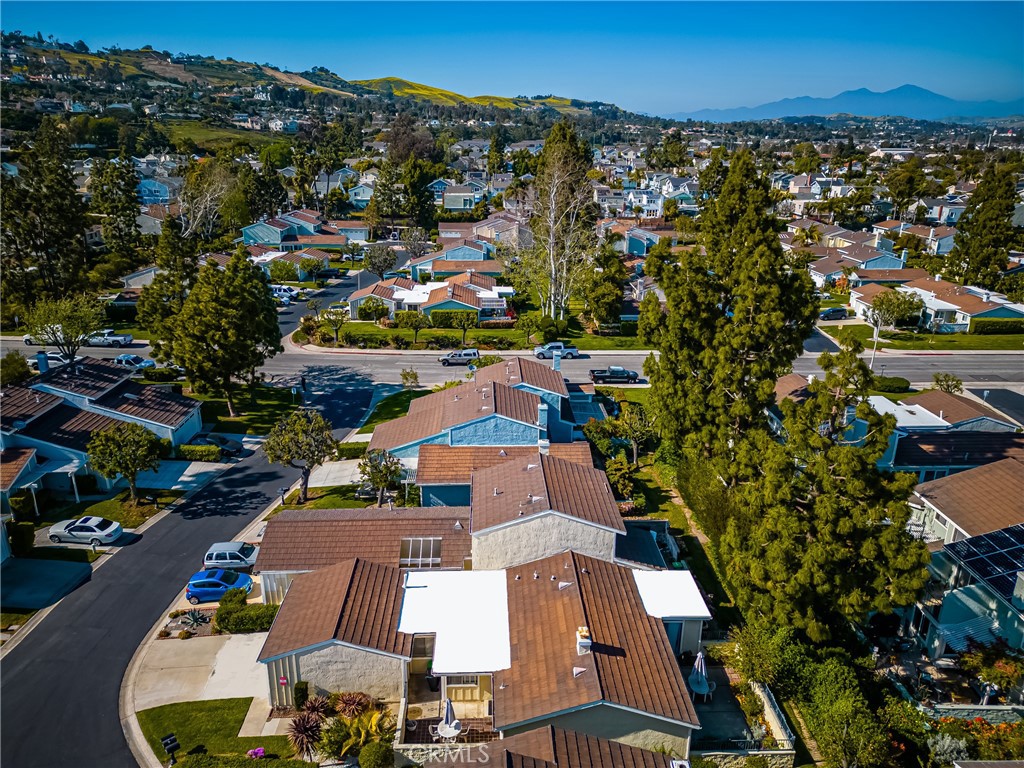 33106 Tradewind Court