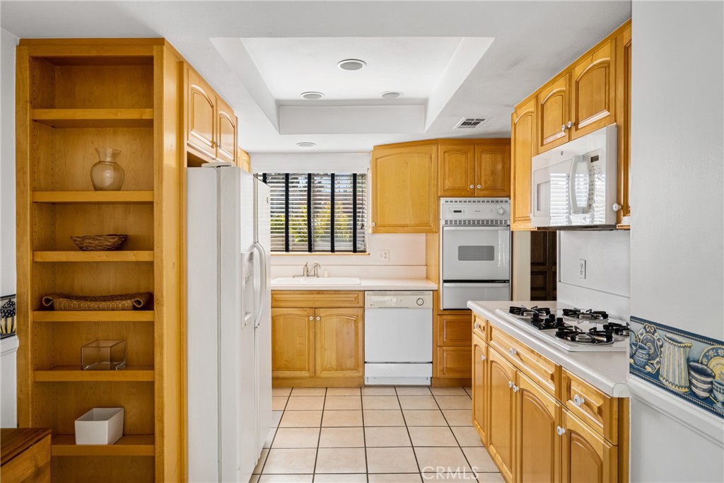 33106 Tradewind Court