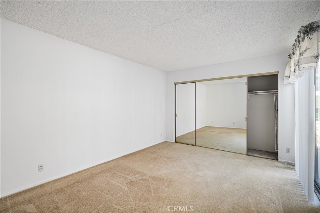 33106 Tradewind Court