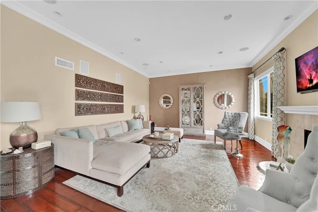 7107 E Breighton Circle