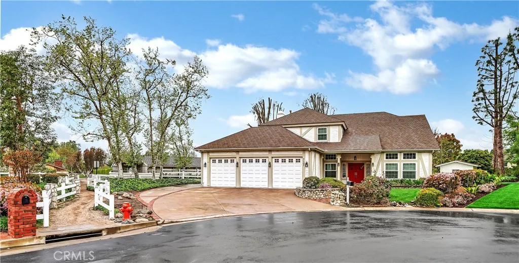 7107 E Breighton Circle