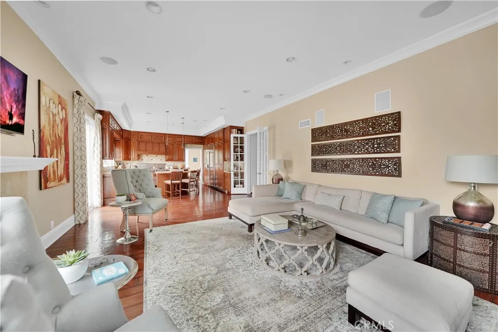 7107 E Breighton Circle