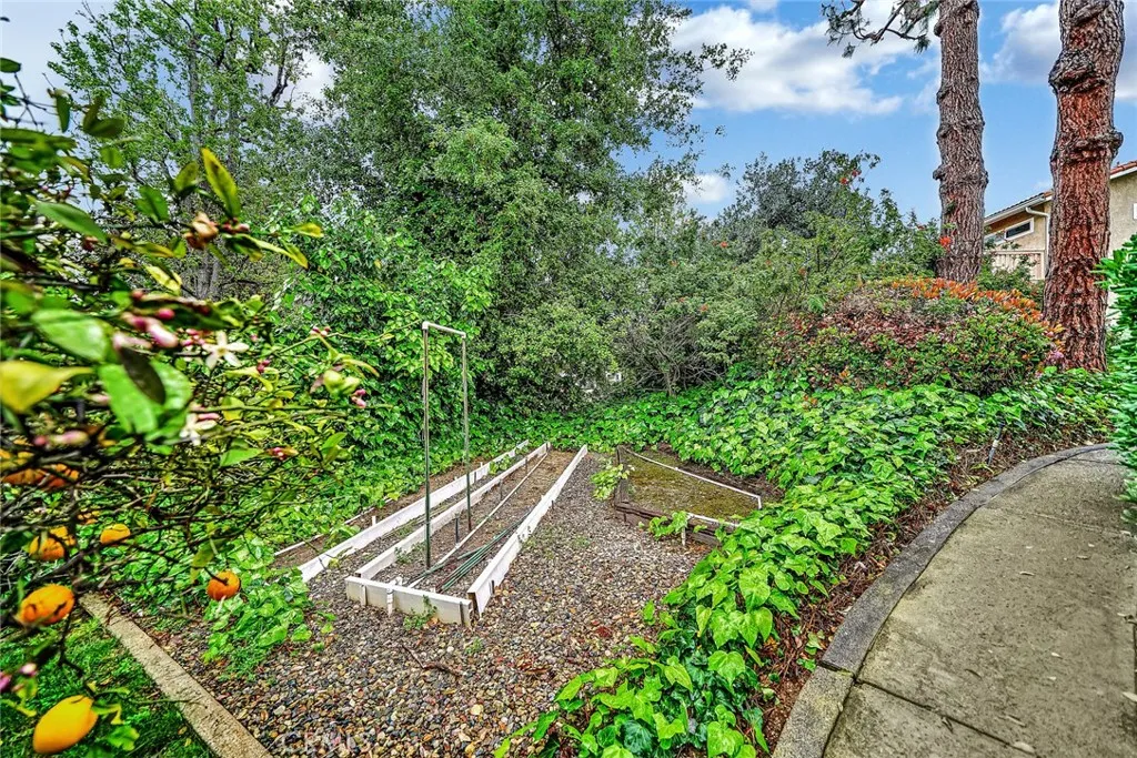 7107 E Breighton Circle