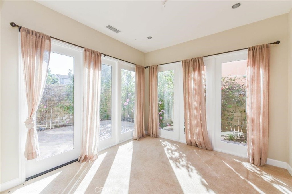 60 Thornapple