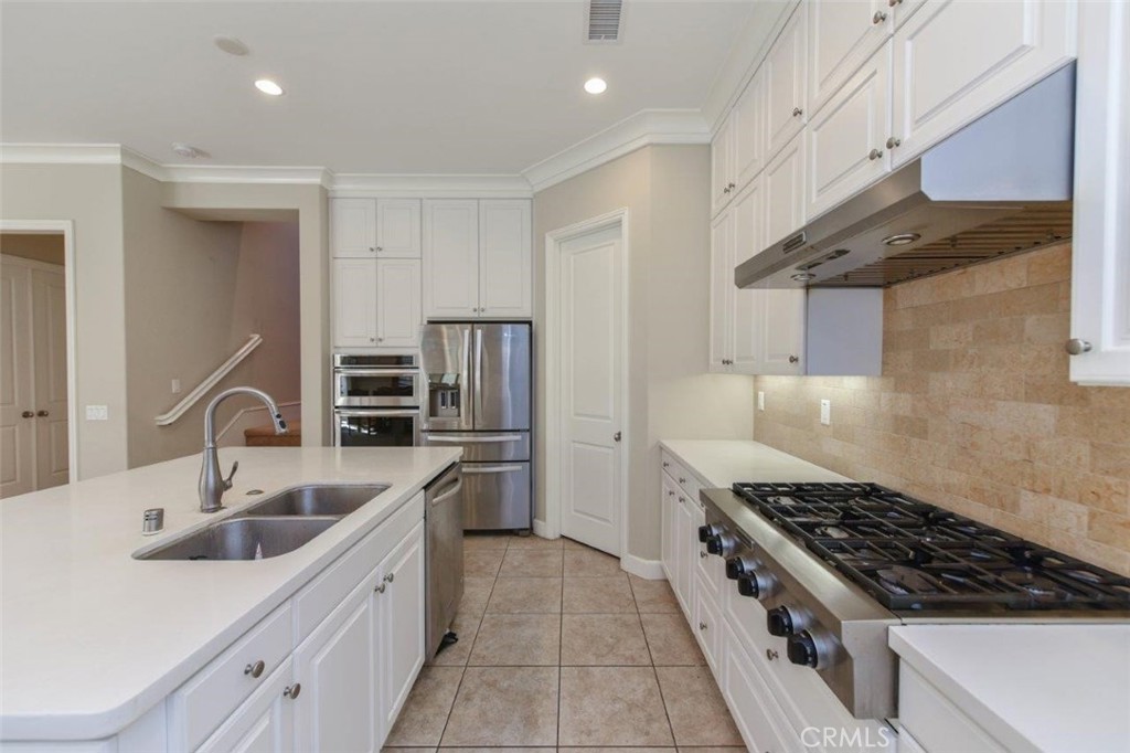 60 Thornapple