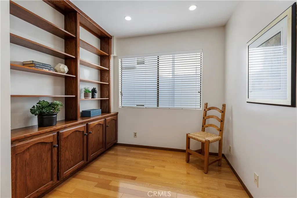 6040 Lido Lane