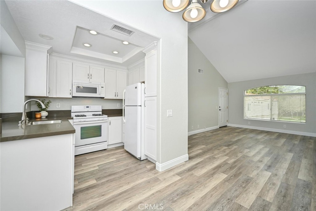 6 Sandpiper Lane