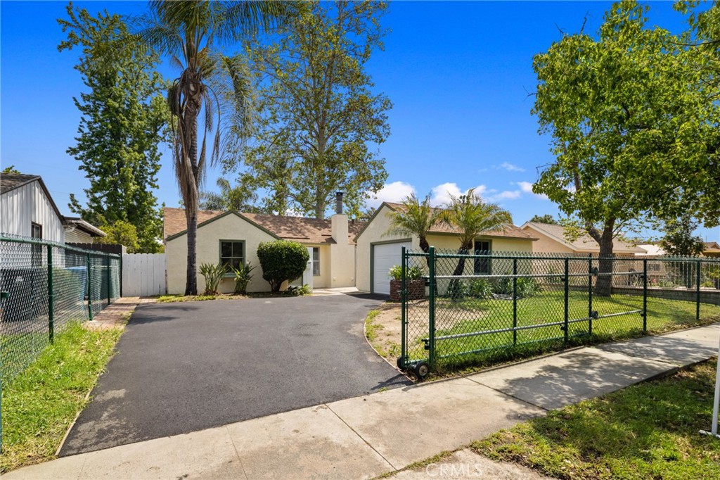 6932 Murietta Avenue