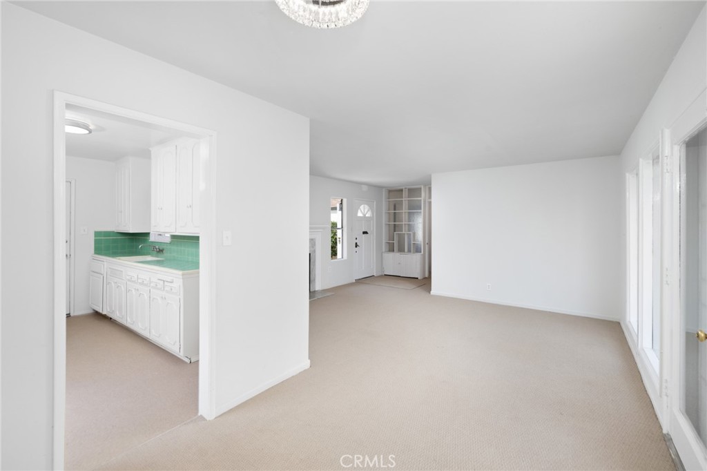 6932 Murietta Avenue