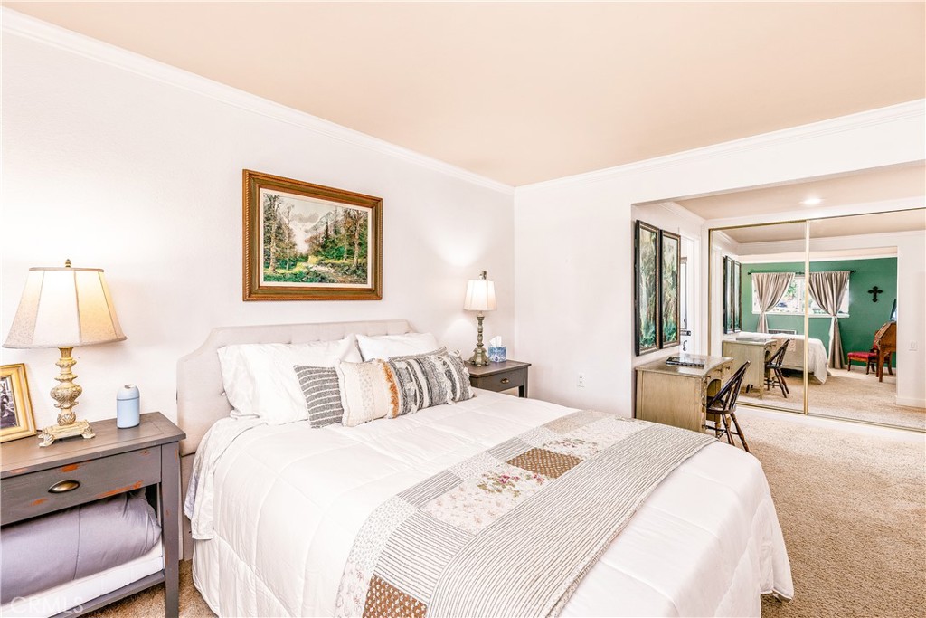 637 Avenida Sevilla D