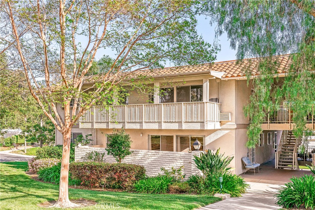 637 Avenida Sevilla D