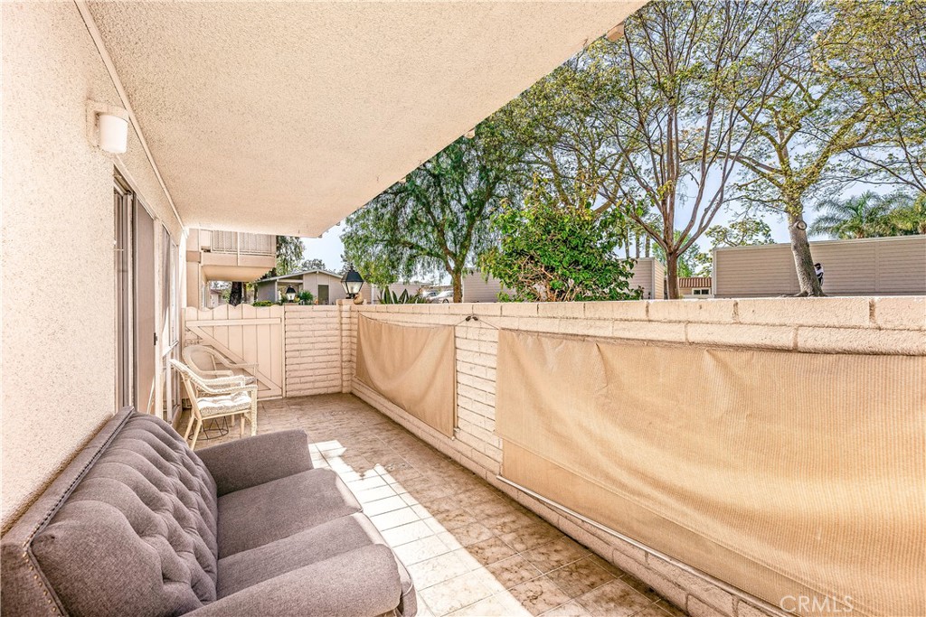 637 Avenida Sevilla D