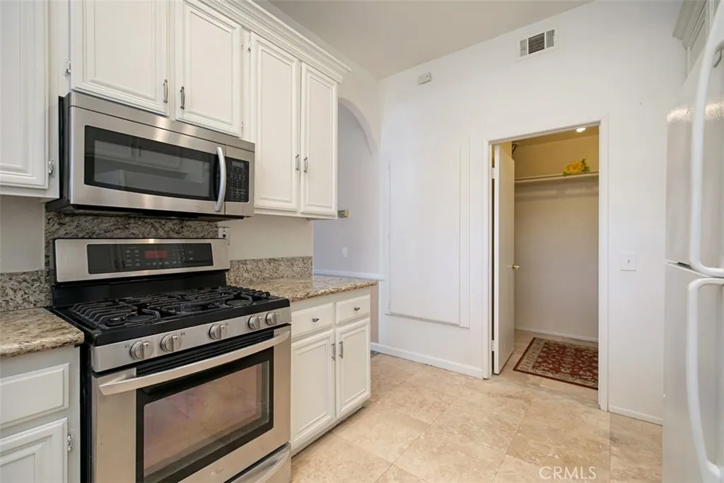 24392 Kingston Court # 72