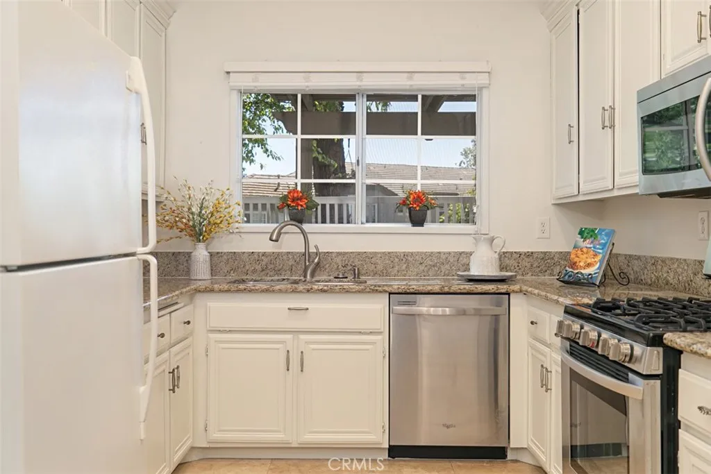 24392 Kingston Court # 72