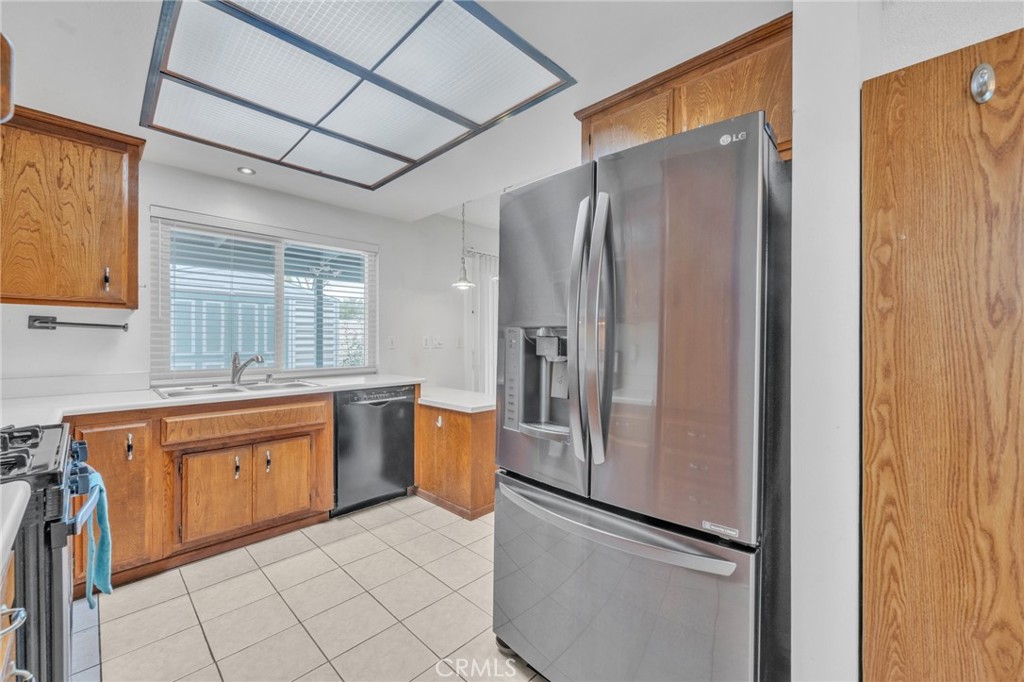 2233 El Rancho Circle